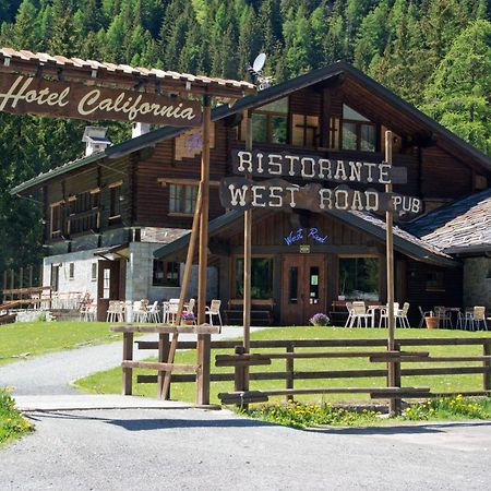Hotel California Champoluc Eksteriør bilde