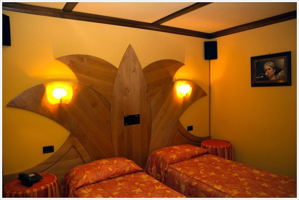 Hotel California Champoluc Eksteriør bilde