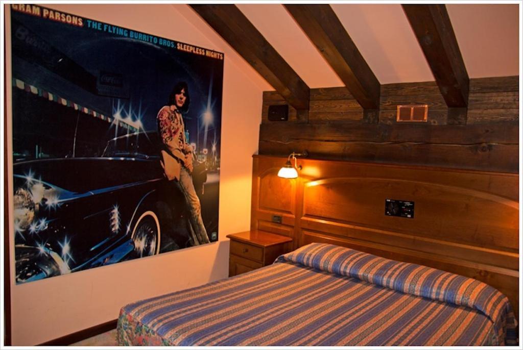 Hotel California Champoluc Eksteriør bilde