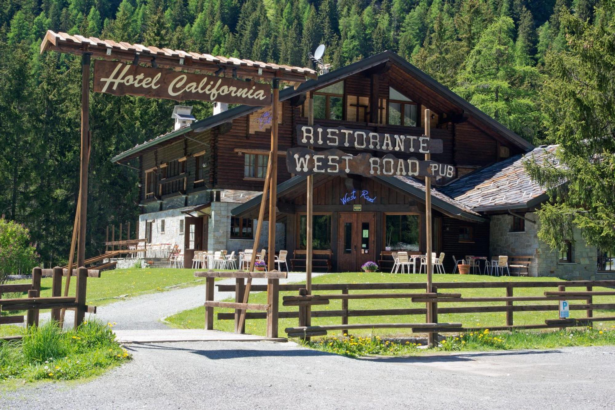 Hotel California Champoluc Eksteriør bilde
